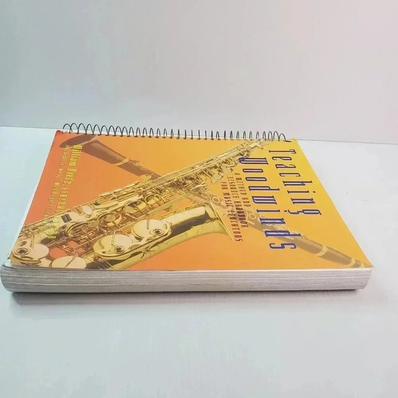 Teaching Woodwinds: A Method and Resource Handbook for Music Educators WmDietz - Picture 12 of 13